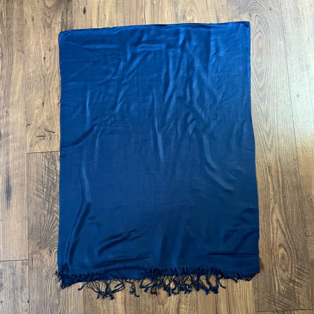 Navy blueshawl scarf with tasseled fringe edges 27”x70”